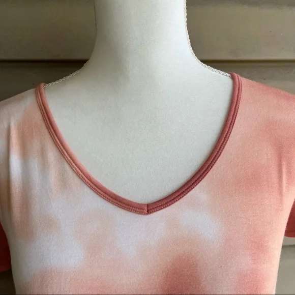 •Hollister• Must Have Collection Tie Dye Tee - Size Small - Picture 3 of 9